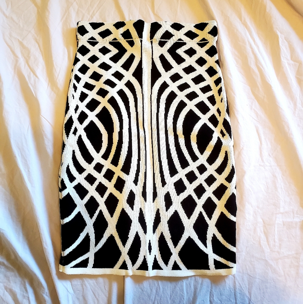 Like-New gorgeous pencil skirt